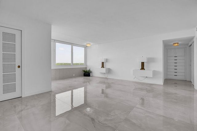 201 N Riverside Drive 802, Pompano Beach, FL 33062