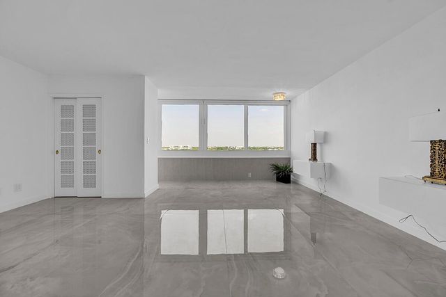 201 N Riverside Drive 802, Pompano Beach, FL 33062