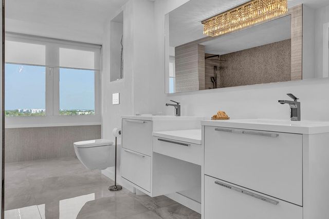 201 N Riverside Drive 802, Pompano Beach, FL 33062