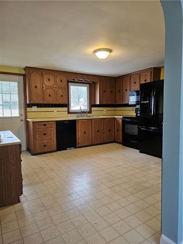 47 Chester Avenue, Cranston, RI 02920