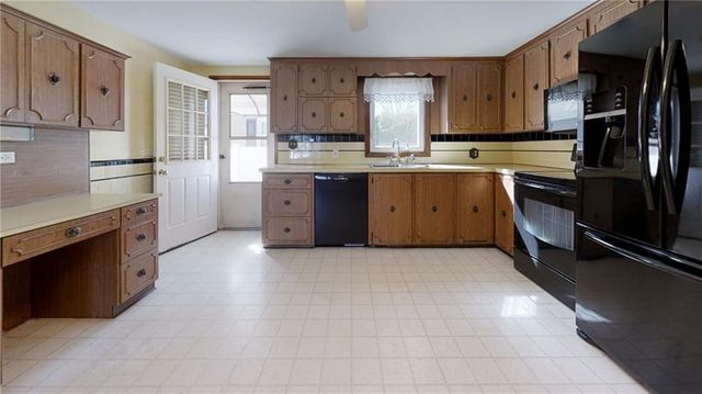 47 Chester Avenue, Cranston, RI 02920