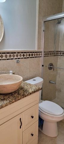 10835 SW 41st Ter, Miami, FL 33165