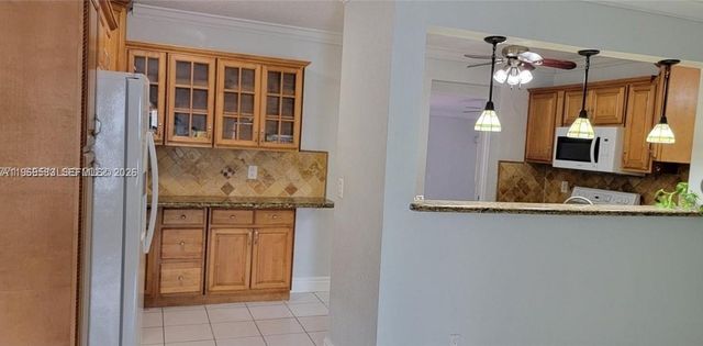 10835 SW 41st Ter, Miami, FL 33165