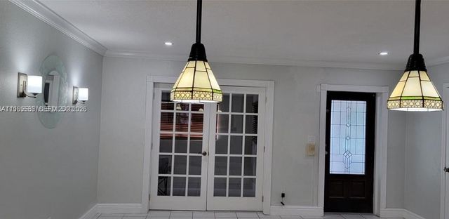 10835 SW 41st Ter, Miami, FL 33165