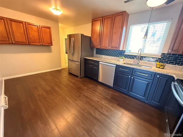 378 S Racine St, Aurora, CO 80012