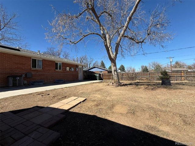 378 S Racine St, Aurora, CO 80012