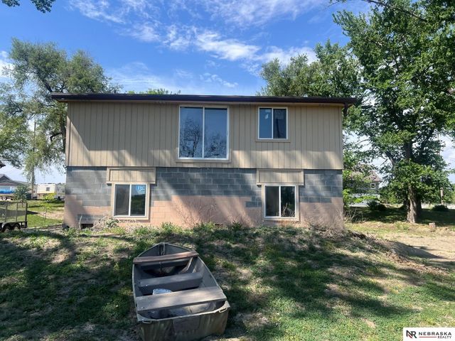1810 park Circle, Bellevue, NE 68123