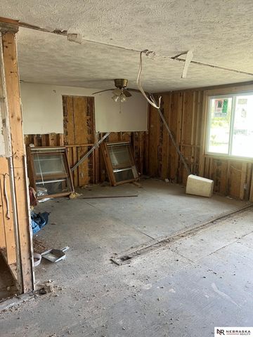 1810 park Circle, Bellevue, NE 68123