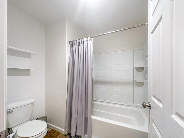 6410 W Portola Avenue, Fresno, CA 93723