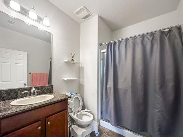 6410 W Portola Avenue, Fresno, CA 93723