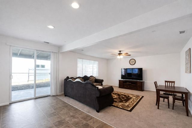 6410 W Portola Avenue, Fresno, CA 93723