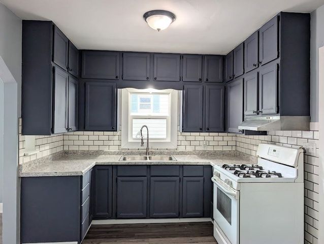 1069 N Scheurmann Road, Essexville, MI 48732