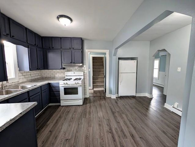 1069 N Scheurmann Road, Essexville, MI 48732
