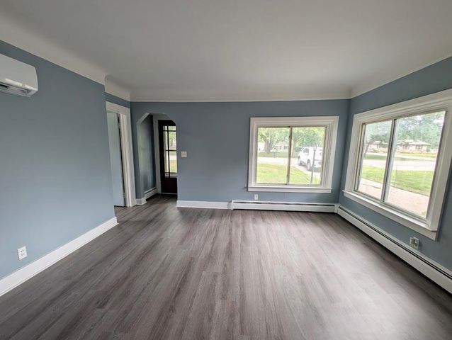 1069 N Scheurmann Road, Essexville, MI 48732