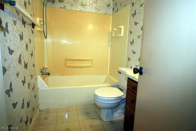 10071 Colfax Drive, Columbia Station, OH 44028