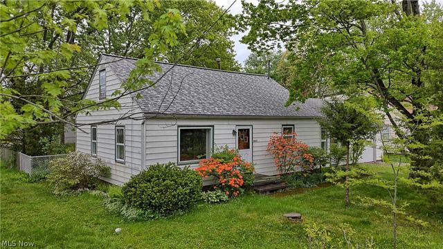 10071 Colfax Drive, Columbia Station, OH 44028