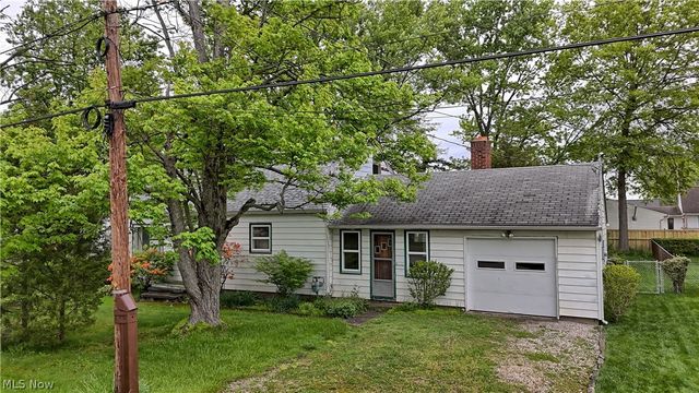10071 Colfax Drive, Columbia Station, OH 44028