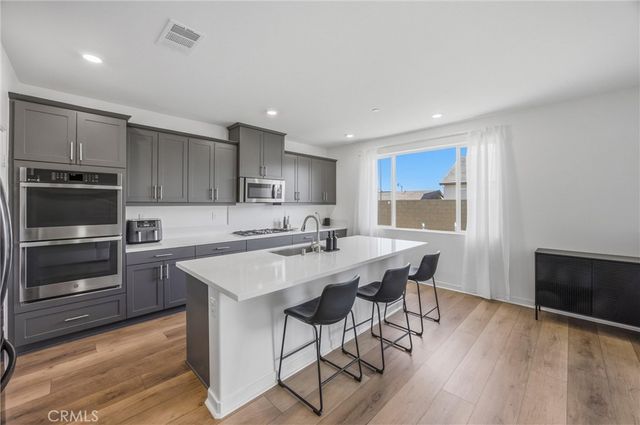 16723 Yarrow Lane, Fontana, CA 92336