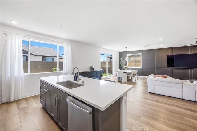 16723 Yarrow Lane, Fontana, CA 92336