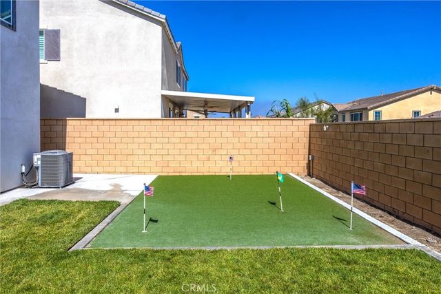 16723 Yarrow Lane, Fontana, CA 92336