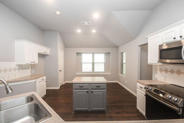 2707 Millers Falls Court, Richmond, TX 77406