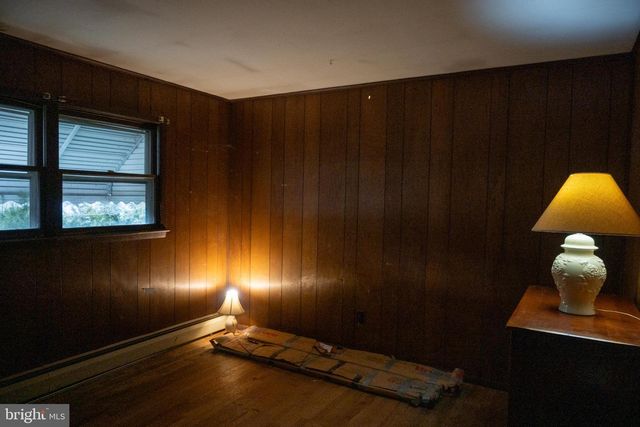 387 LAKEHURST RD, Browns Mills, NJ 08015