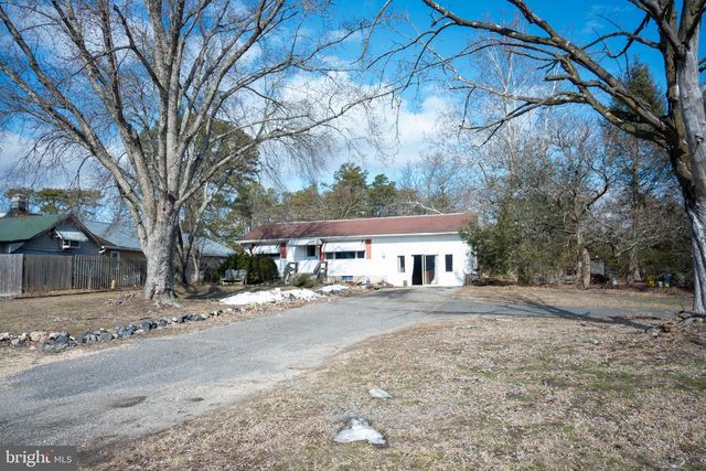 387 LAKEHURST RD, Browns Mills, NJ 08015