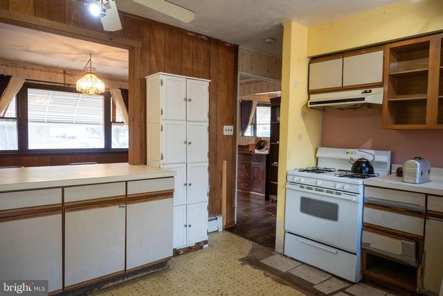 387 LAKEHURST RD, Browns Mills, NJ 08015