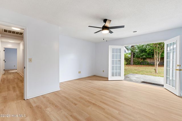 600 Silver Grass Court, Wilmington, NC 28405