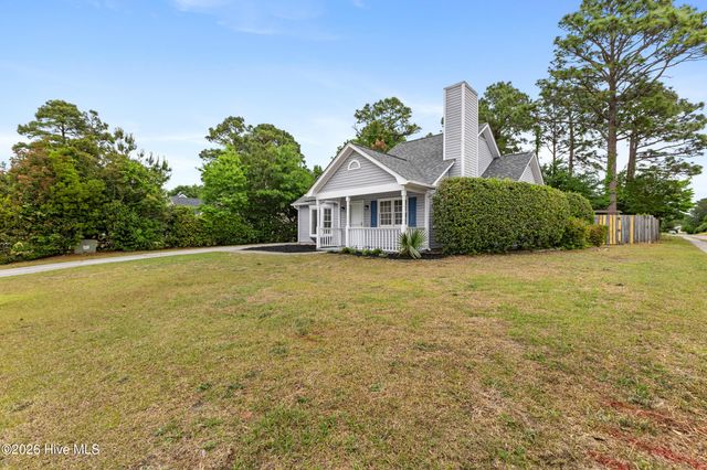 600 Silver Grass Court, Wilmington, NC 28405
