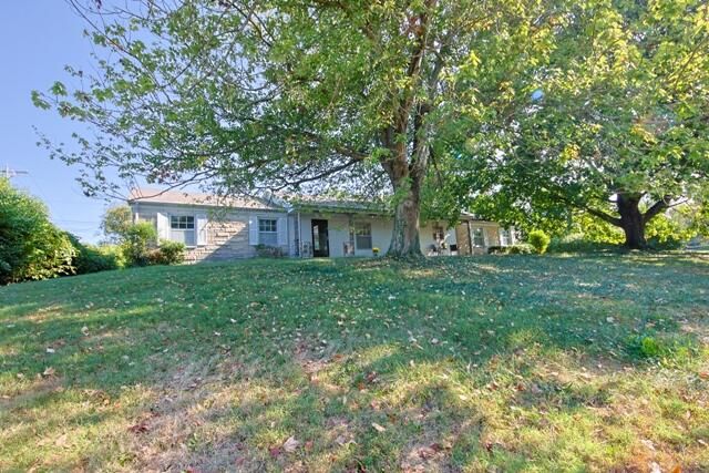 35 Mockingbird Valley Road, Winchester, KY 40391