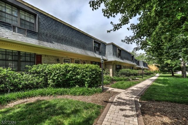 768 Springfield Ave unit A1 1, Summit City, NJ 07901