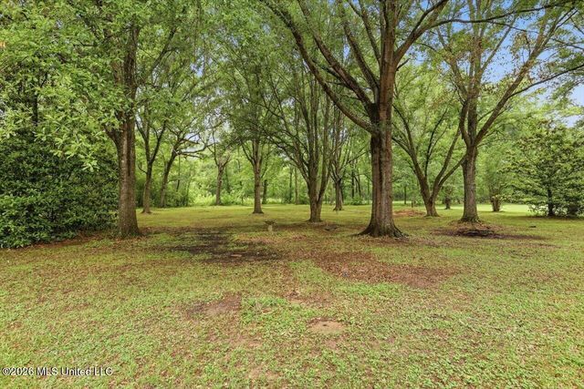 6122 Kaybrook Drive, Byram, MS 39272