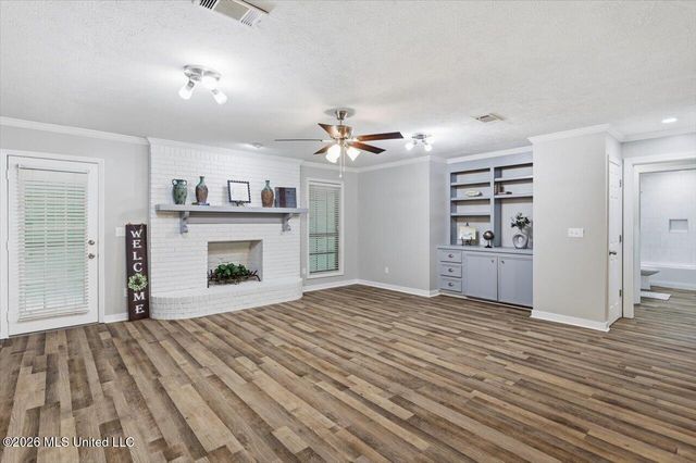 6122 Kaybrook Drive, Byram, MS 39272