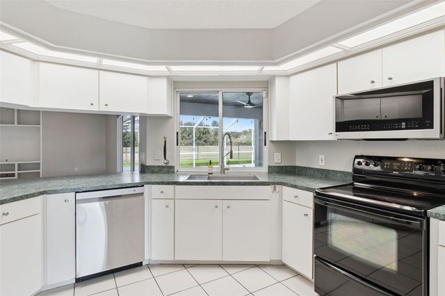 1459 BANBURY LOOP N, Lakeland, FL 33809