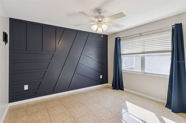 1459 BANBURY LOOP N, Lakeland, FL 33809