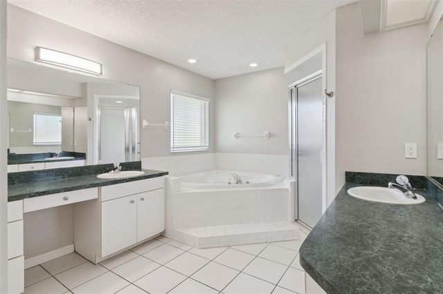 1459 BANBURY LOOP N, Lakeland, FL 33809