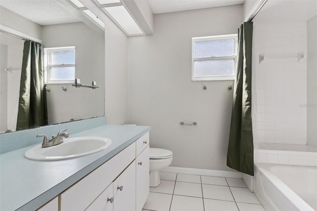 1459 BANBURY LOOP N, Lakeland, FL 33809