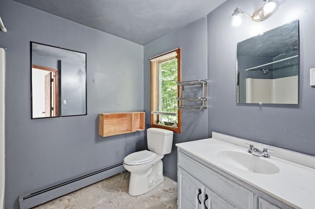 243 Oak St, Holliston, MA 01746