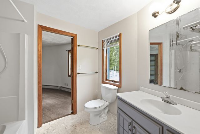 243 Oak St, Holliston, MA 01746