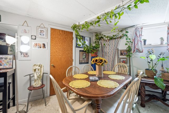 243 Oak St, Holliston, MA 01746