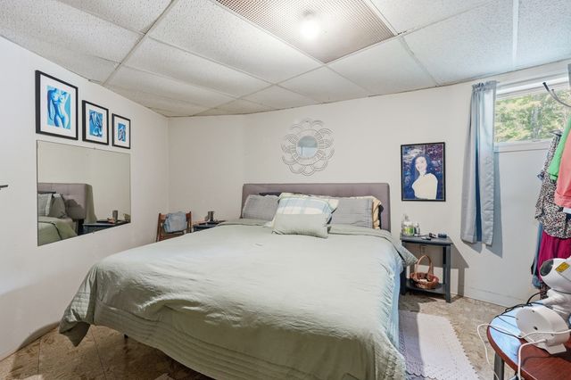 243 Oak St, Holliston, MA 01746