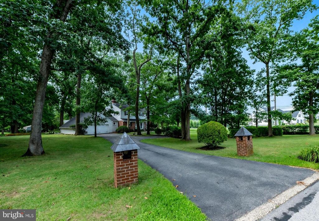 399 WOODLYN DR, COLLEGEVILLE, PA 19426 — photo 2