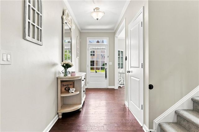 232 South Village Square, Canton, GA 30115