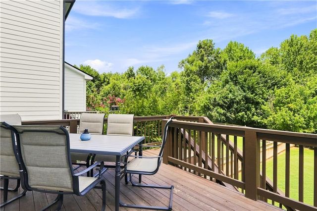 232 South Village Square, Canton, GA 30115