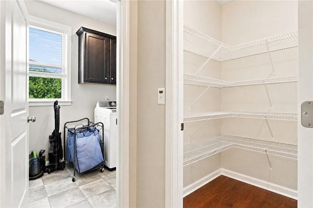 232 South Village Square, Canton, GA 30115