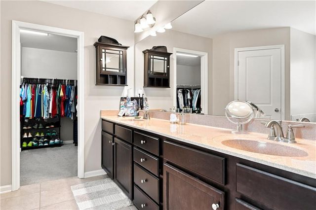 232 South Village Square, Canton, GA 30115