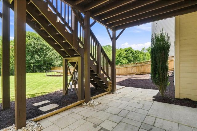 232 South Village Square, Canton, GA 30115