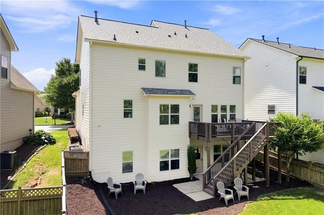 232 South Village Square, Canton, GA 30115