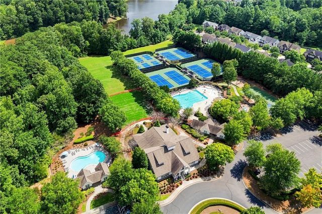 232 South Village Square, Canton, GA 30115